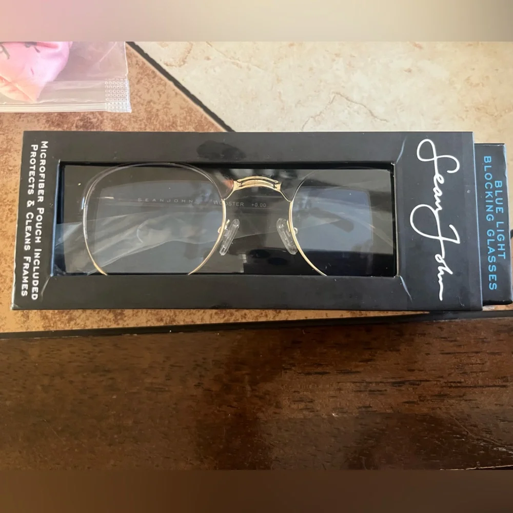 Gold and Black Sean John blue light blocking glasses